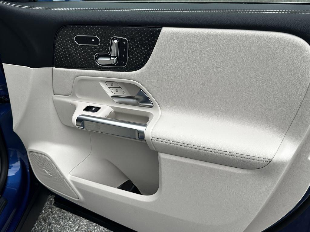new 2026 Mercedes-Benz GLB 250 car, priced at $51,838