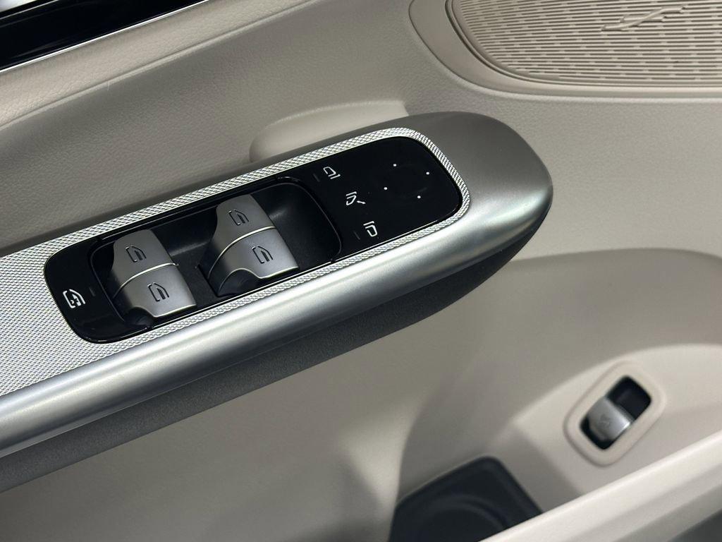 new 2026 Mercedes-Benz GLC 300 car, priced at $58,565