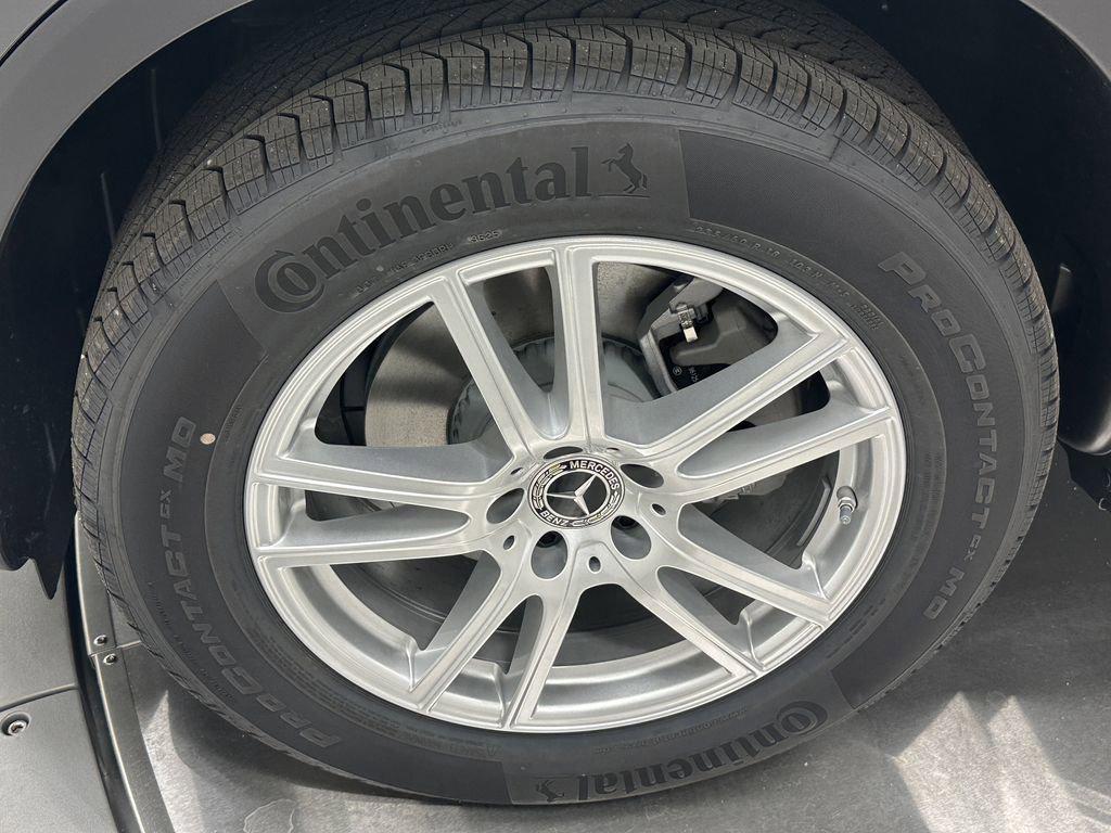 new 2026 Mercedes-Benz GLC 300 car, priced at $58,565