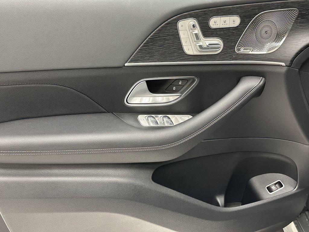 new 2026 Mercedes-Benz GLE 450 car, priced at $79,100