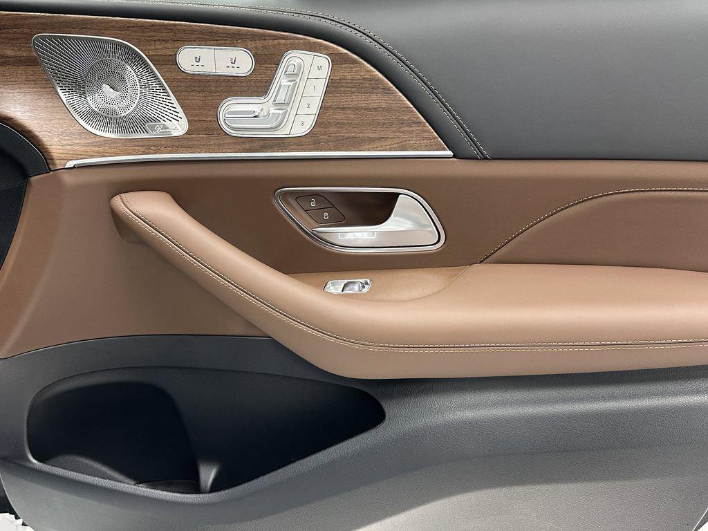 new 2026 Mercedes-Benz AMG GLE 53 car, priced at $105,955