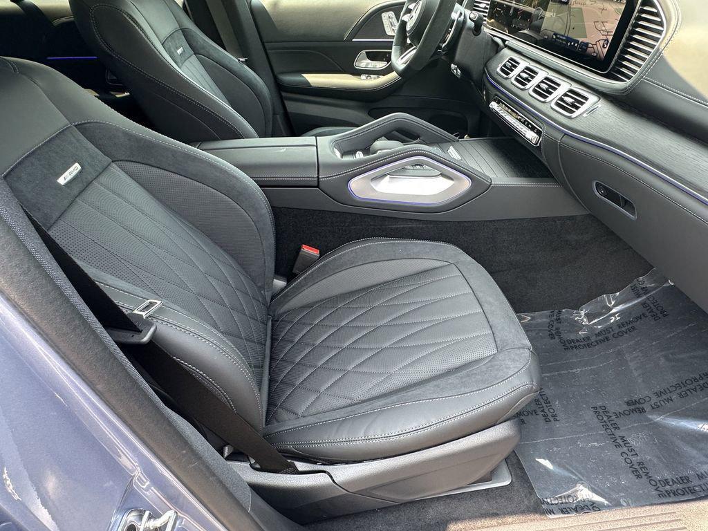 new 2025 Mercedes-Benz AMG GLE 53 car, priced at $113,175