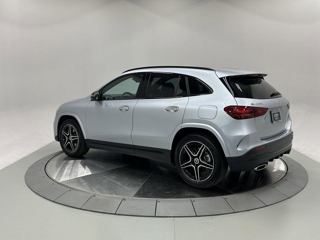 used 2025 Mercedes-Benz GLA 250 car, priced at $42,999