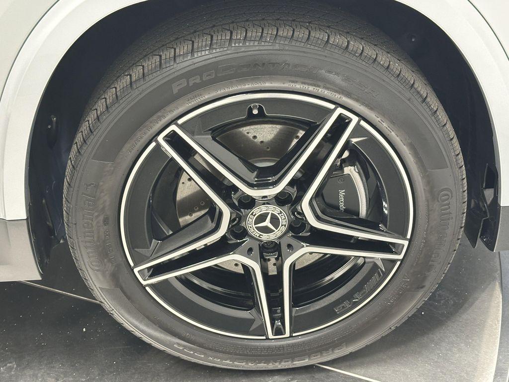 used 2025 Mercedes-Benz GLA 250 car, priced at $42,999