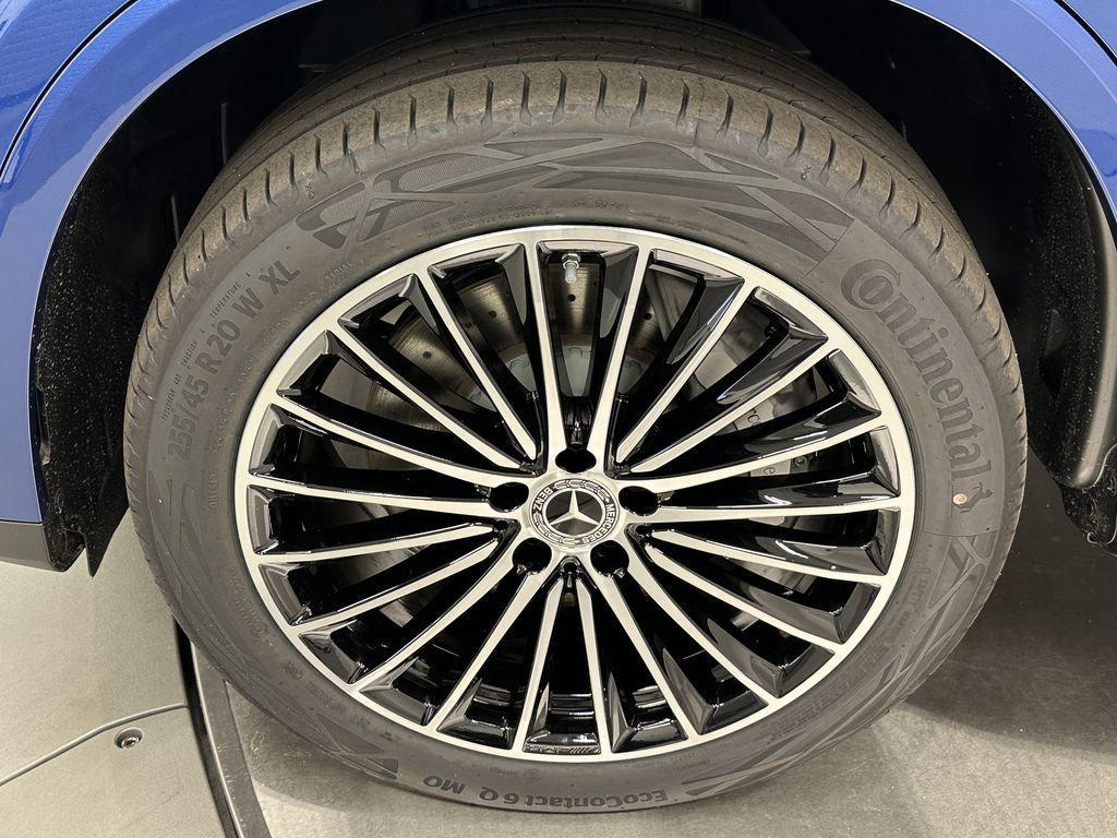 new 2026 Mercedes-Benz GLC 300 car, priced at $64,355