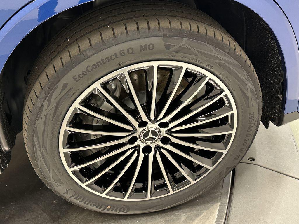 new 2026 Mercedes-Benz GLC 300 car, priced at $64,355