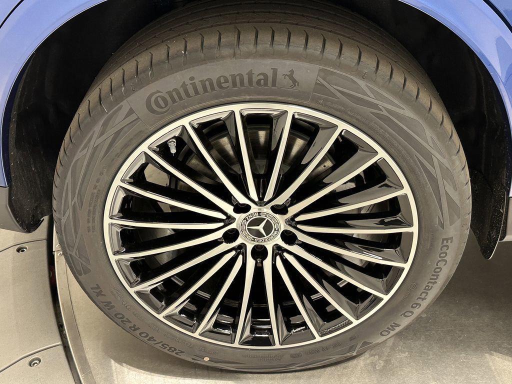 new 2026 Mercedes-Benz GLC 300 car, priced at $64,355