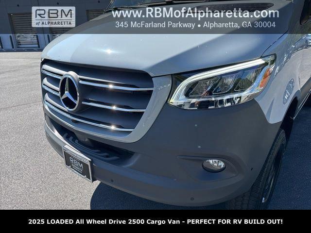 new 2025 Mercedes-Benz Sprinter 2500 car