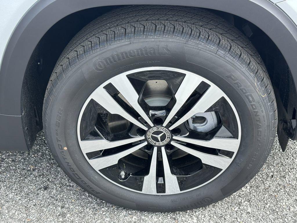 new 2026 Mercedes-Benz GLB 250 car, priced at $55,093