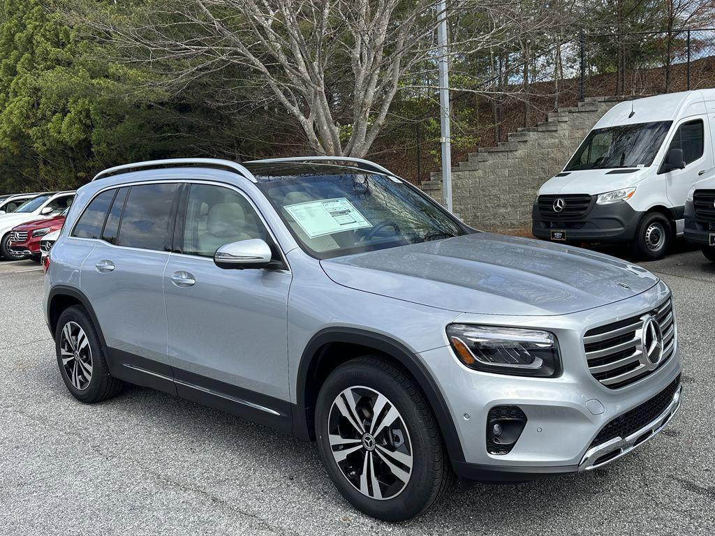 new 2026 Mercedes-Benz GLB 250 car, priced at $55,093