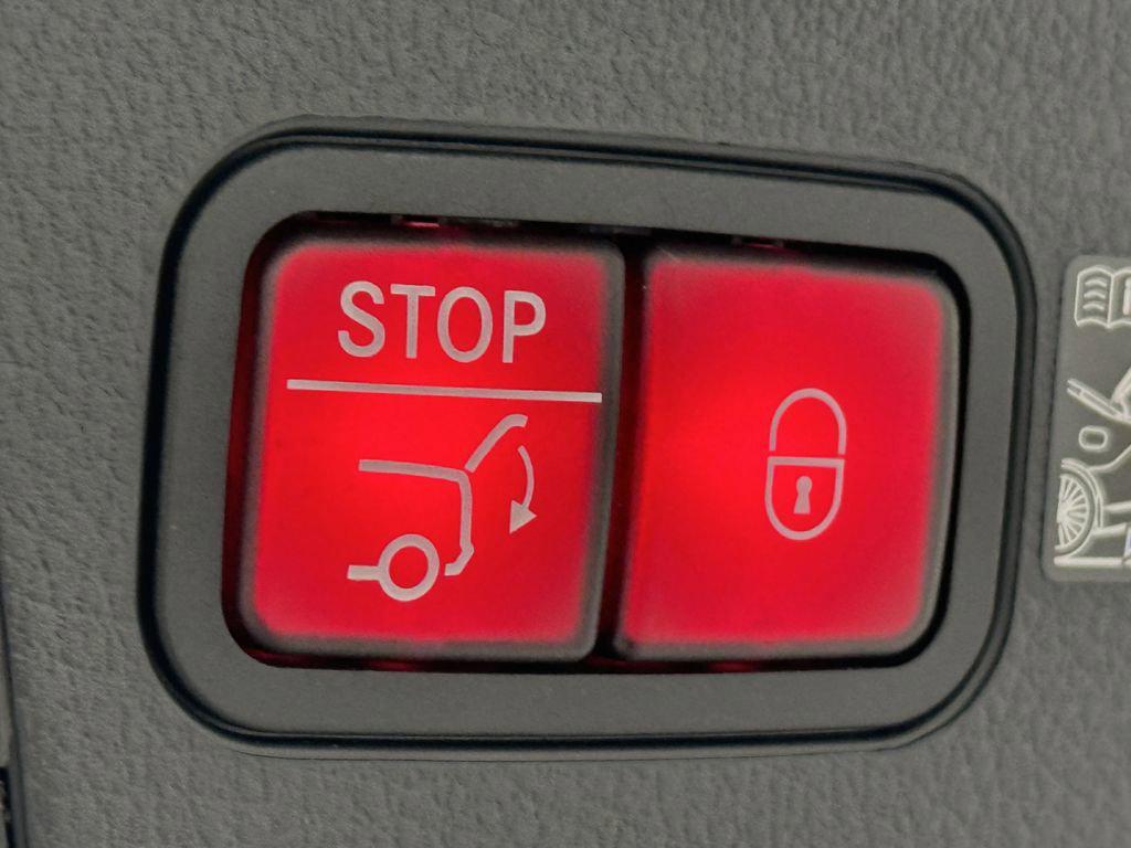 new 2026 Mercedes-Benz GLE 350 car, priced at $81,035