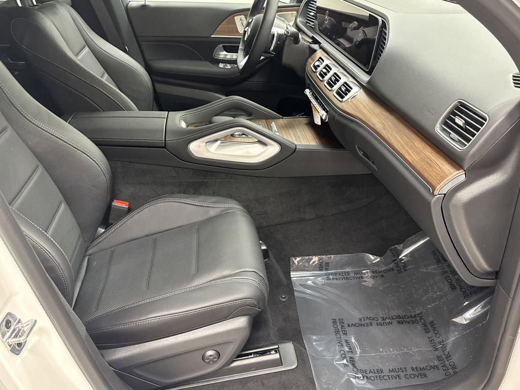 new 2026 Mercedes-Benz GLE 450 car, priced at $84,235