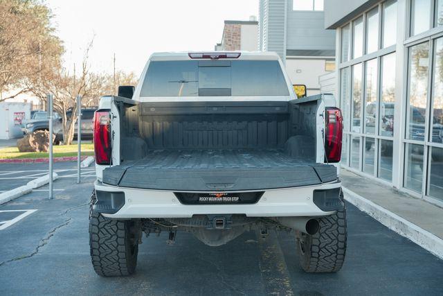 used 2024 GMC Sierra 2500 car, priced at $71,990