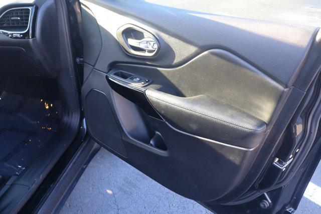 used 2021 Jeep Cherokee car, priced at $15,995