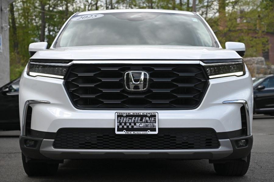 used 2025 Honda Pilot car, priced at $35,495