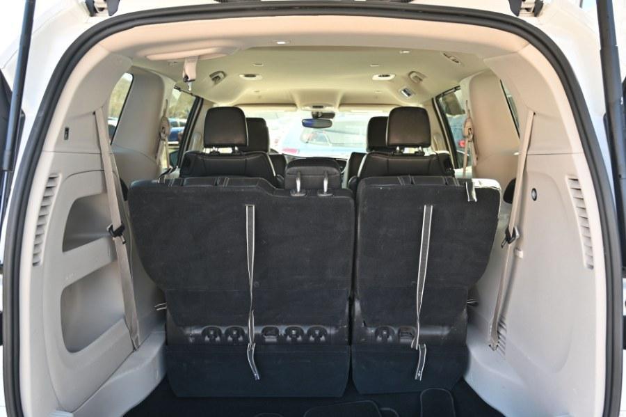 used 2023 Chrysler Pacifica car, priced at $23,995