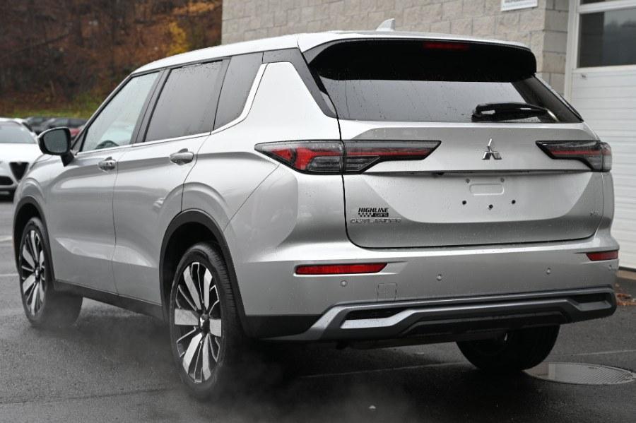 used 2025 Mitsubishi Outlander car, priced at $26,495