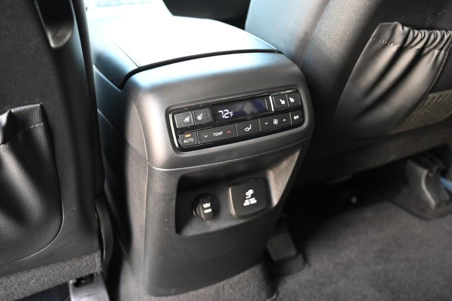 used 2024 Hyundai Palisade car, priced at $34,995