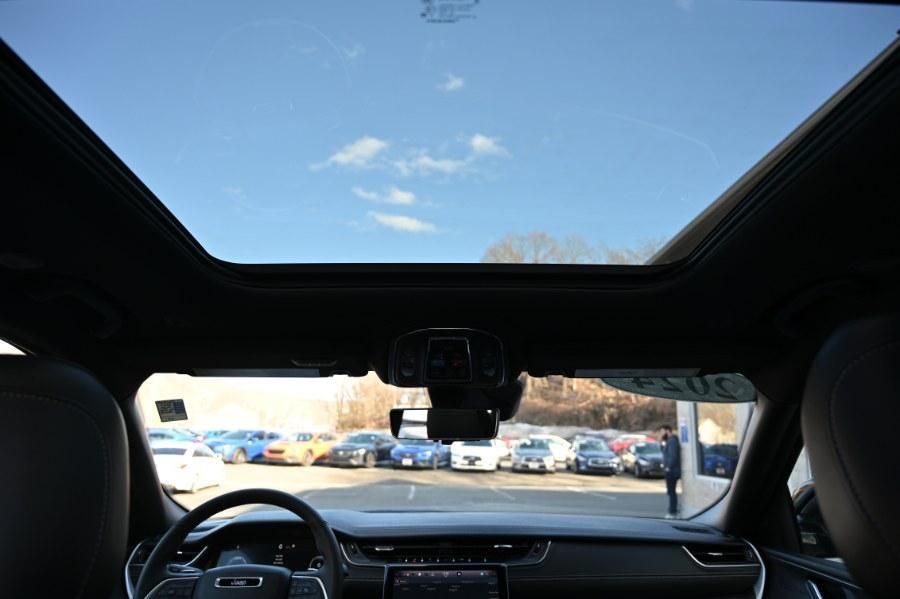 used 2024 Jeep Grand Cherokee L car, priced at $33,495