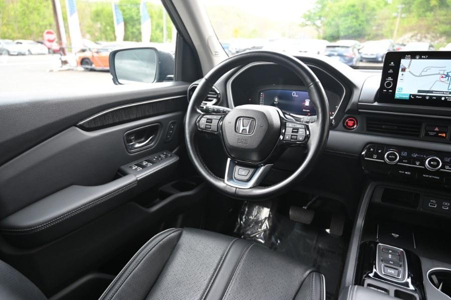 used 2023 Honda Pilot car, priced at $35,995
