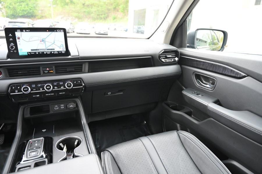 used 2023 Honda Pilot car, priced at $35,995