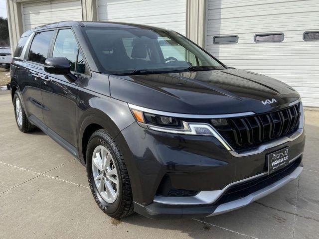 used 2024 Kia Carnival car, priced at $29,800