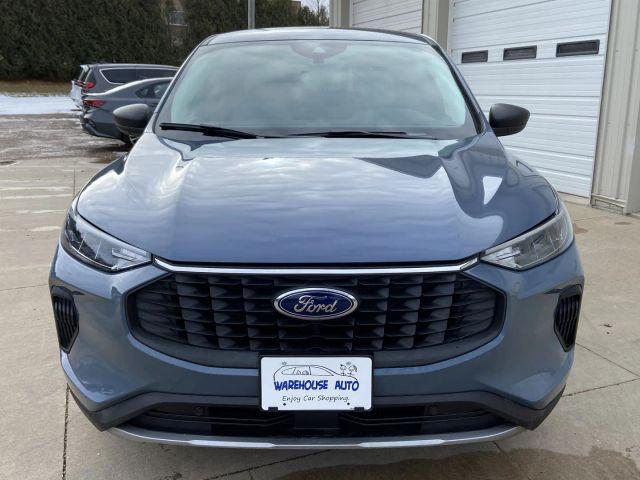used 2023 Ford Escape car, priced at $18,900