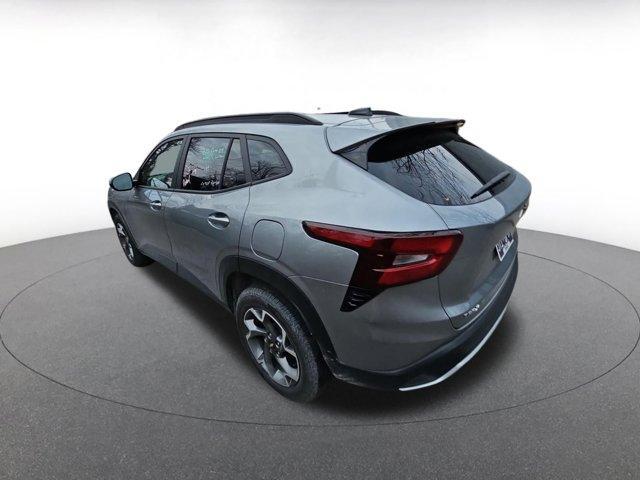 used 2025 Chevrolet Trax car, priced at $20,471