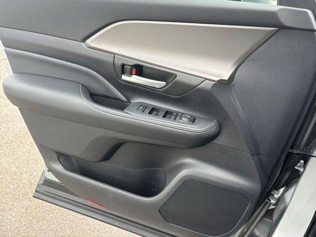 used 2025 Toyota Grand Highlander car, priced at $41,371