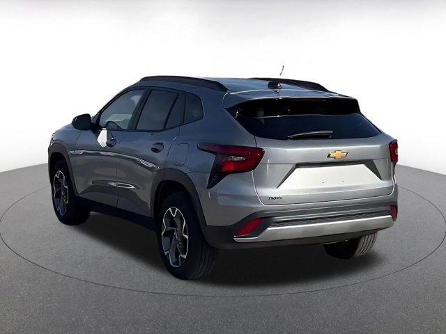 used 2025 Chevrolet Trax car, priced at $20,279