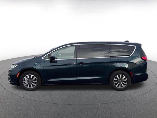 used 2023 Chrysler Pacifica Hybrid car, priced at $24,173