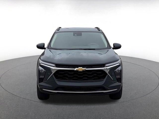 used 2025 Chevrolet Trax car, priced at $20,649