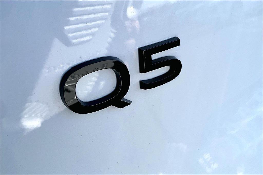new 2025 Audi Q5 car, priced at $62,080