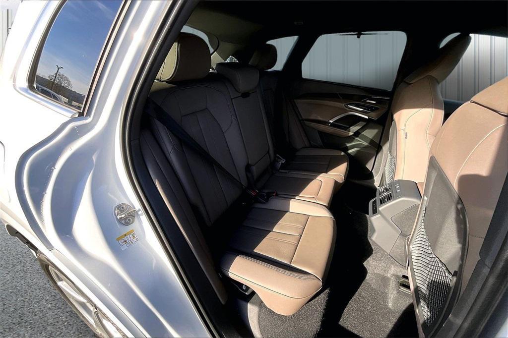 new 2025 Audi Q5 car, priced at $62,080