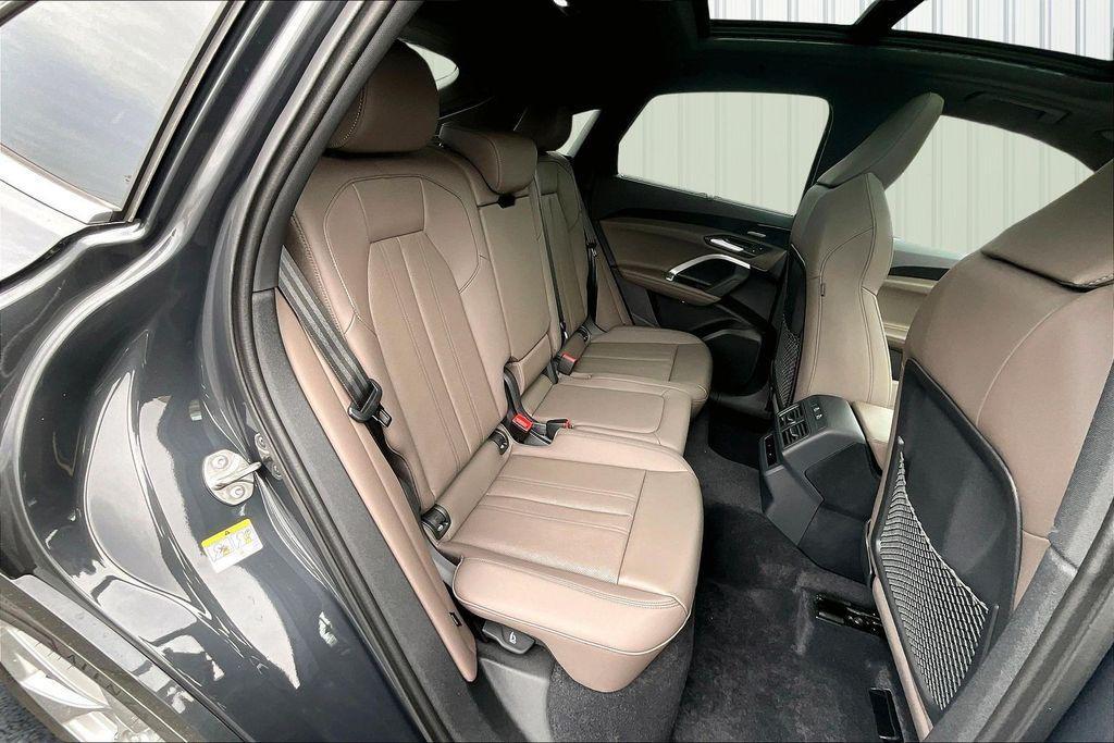 new 2025 Audi Q5 car, priced at $62,730