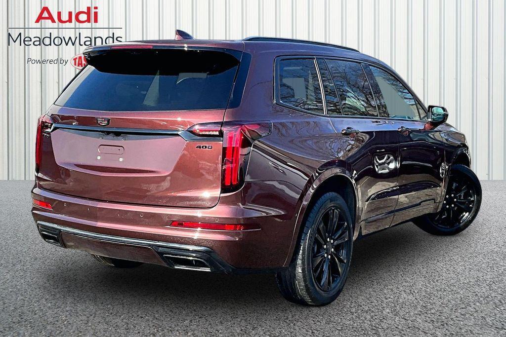 used 2022 Cadillac XT6 car, priced at $34,288
