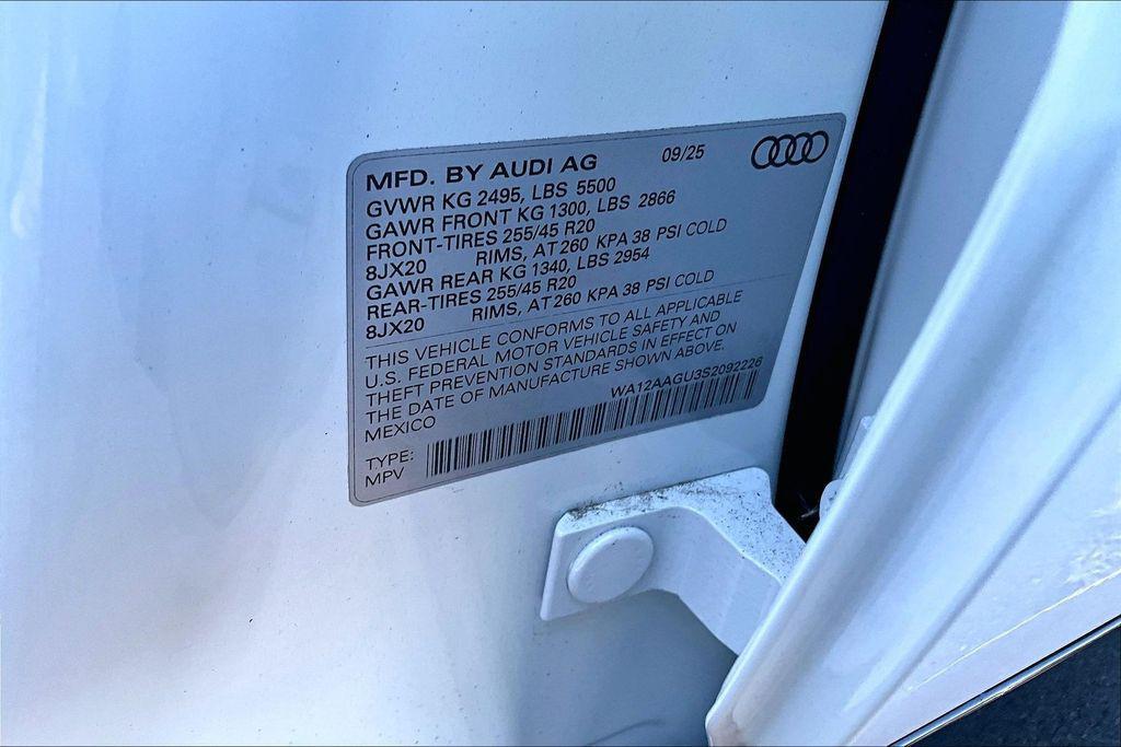 new 2025 Audi Q5 car, priced at $59,980