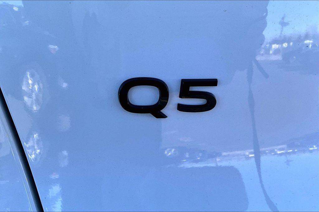 new 2025 Audi Q5 car, priced at $59,980
