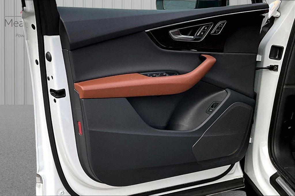 used 2023 Audi Q7 car, priced at $38,888