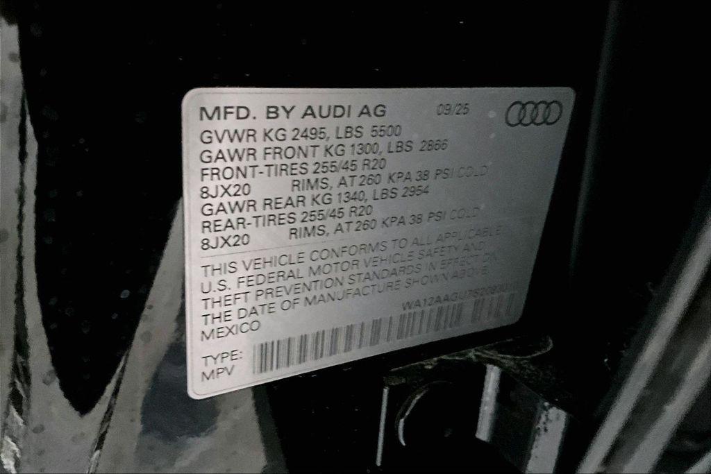 new 2025 Audi Q5 car, priced at $59,980