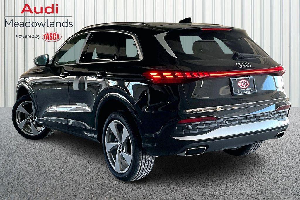 new 2025 Audi Q5 car, priced at $59,980
