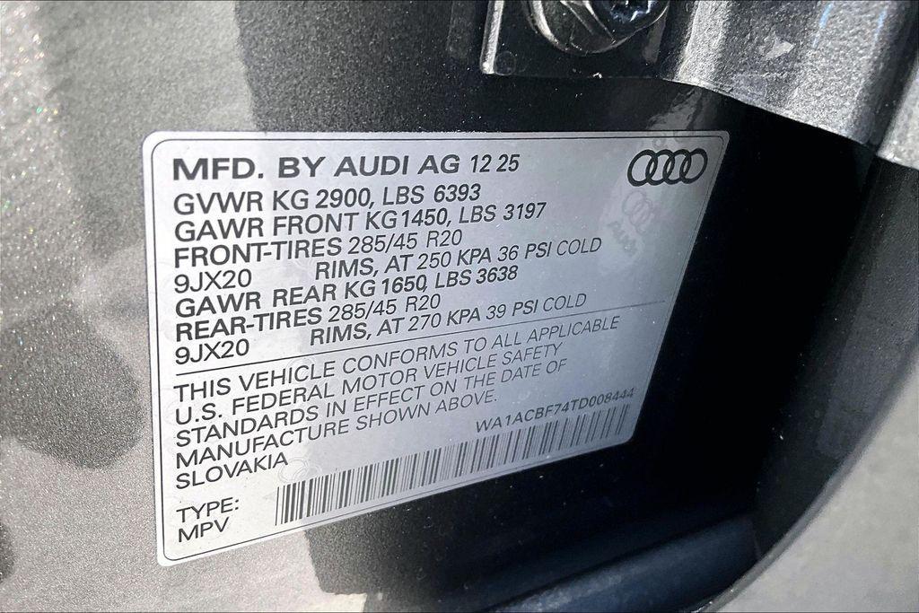 new 2026 Audi Q7 car, priced at $68,105