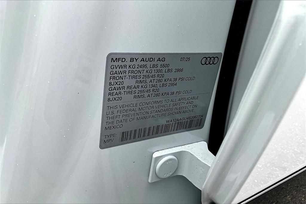 new 2025 Audi Q5 car, priced at $62,080