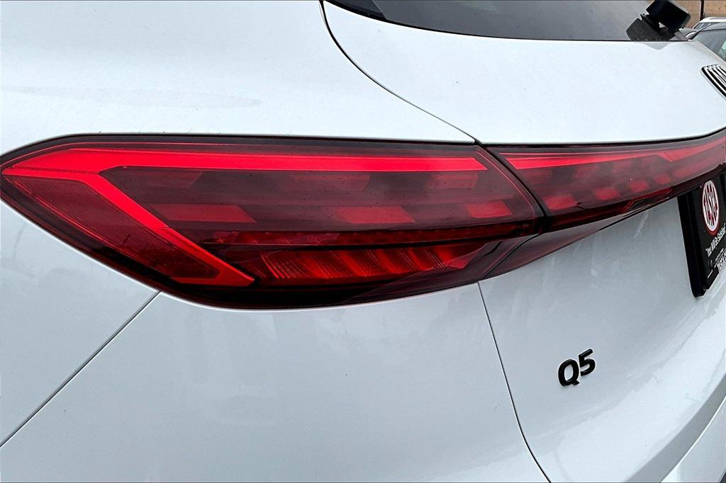 new 2025 Audi Q5 car, priced at $62,080