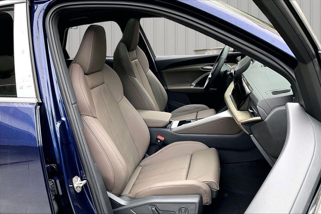 new 2025 Audi Q5 car, priced at $59,655