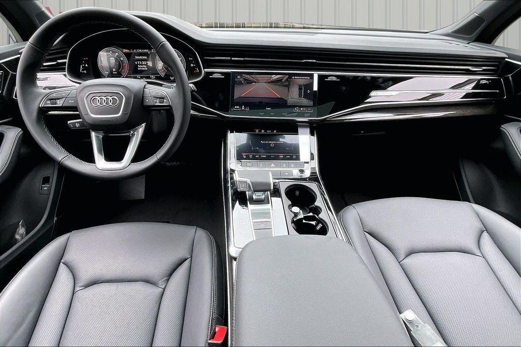 new 2026 Audi Q7 car, priced at $72,295