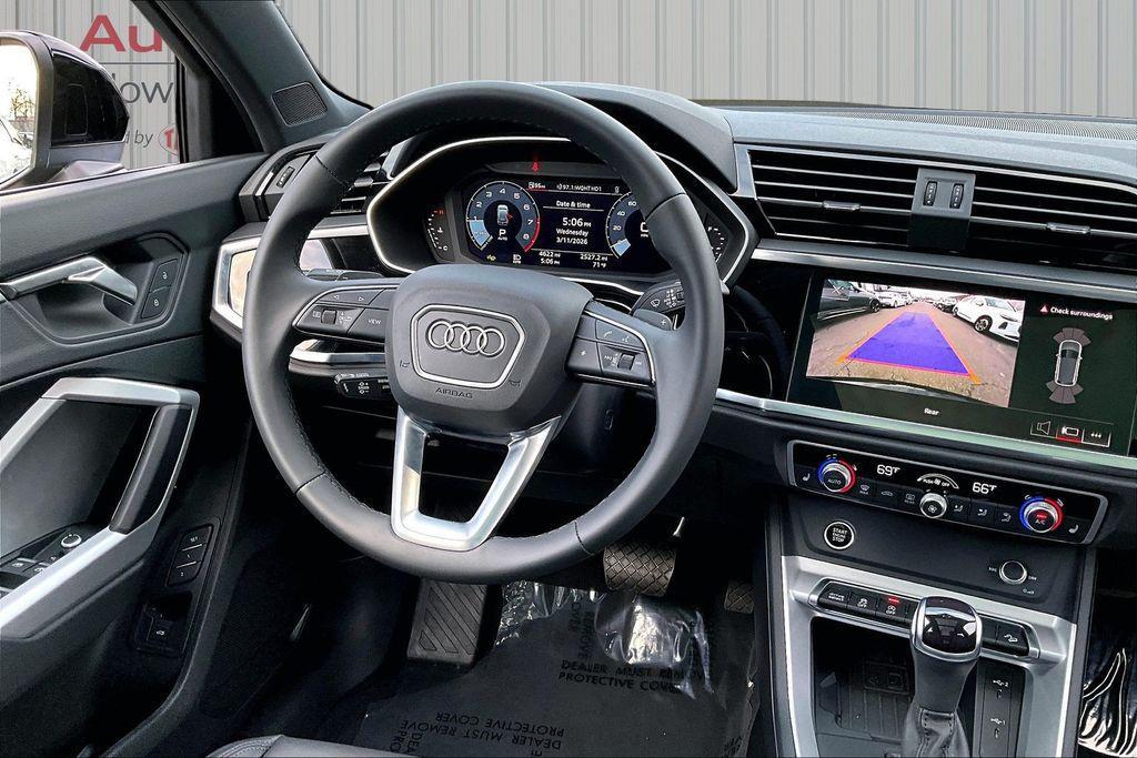 used 2025 Audi Q3 car