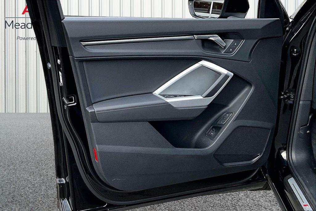 used 2025 Audi Q3 car