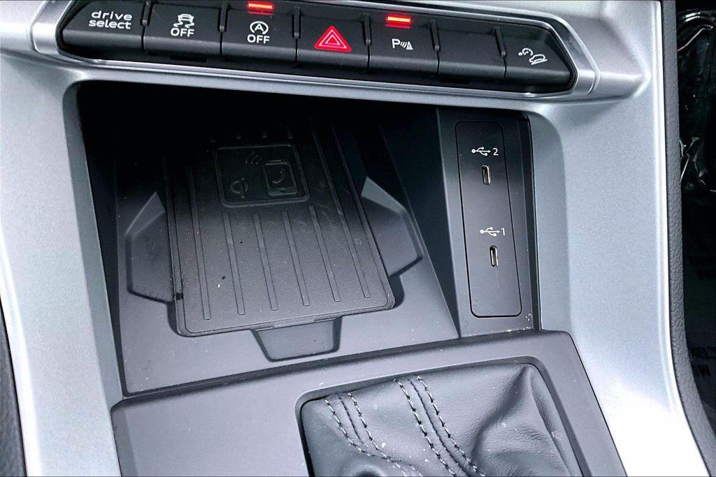 used 2025 Audi Q3 car