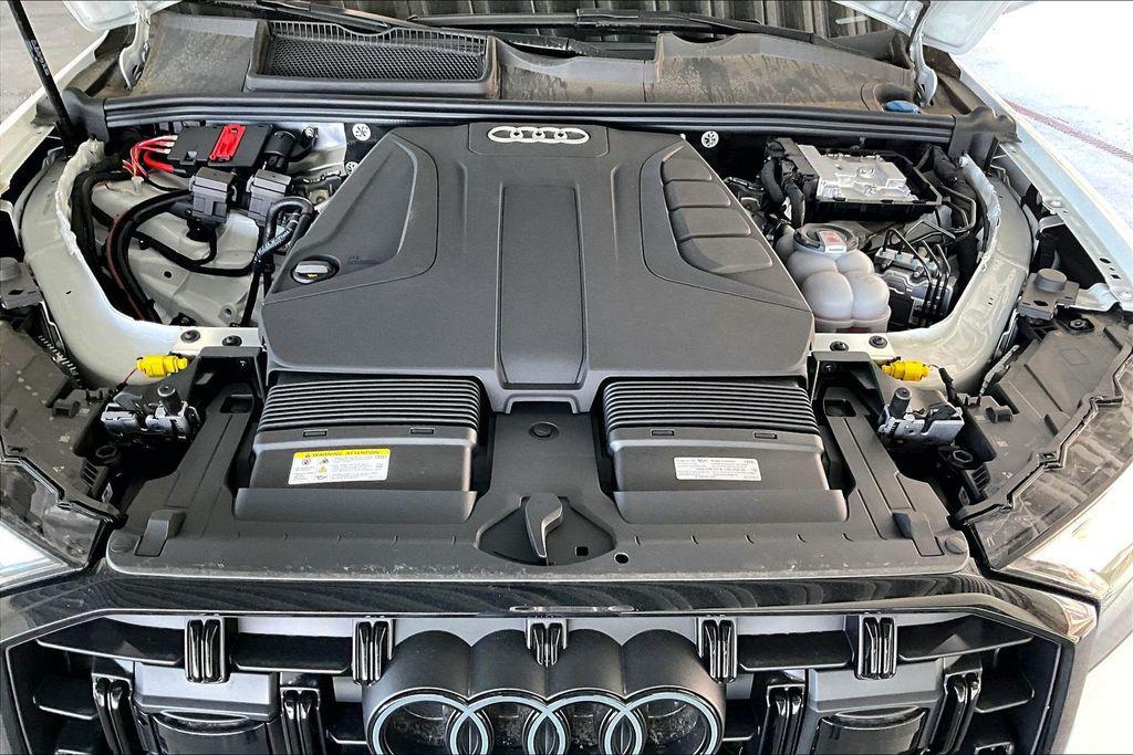 new 2026 Audi Q7 car, priced at $68,695